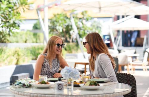 Al Wasl Hotel | La Ville Hotel & Suites CITY WALK Dubai, Autograph Collection