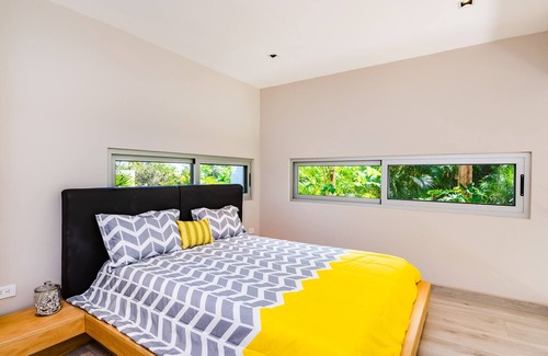 Ostional Villa | La Villeta, luxurious one-bedroom home w Casita