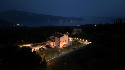 Sasovici House | La Vita Bella
