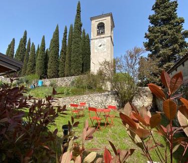 San Felice del Benaco Apartment | La Volpe Rossa Rooms and Apartments