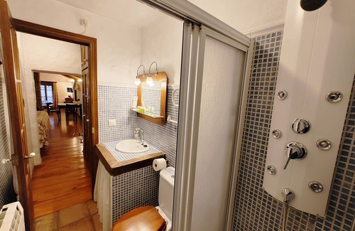 Villaluenga del Rosario House | La Vuelta Chica