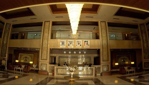 Deira Hotel | La Zona Continental Hotel