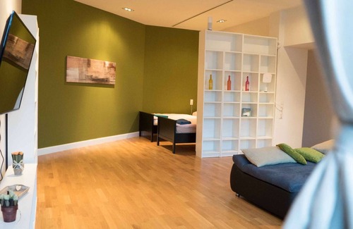 Langenfeld Apartment | LA05 Loft apartment in Langenfeld with the language assistant Alexa, 50 inch TV and free WiFi