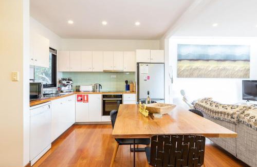 Boomerang Beach House | Laaqua