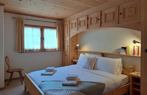Laax Apartment | Laax Chalet by Quokka 360 - Charming Chalet with private patio