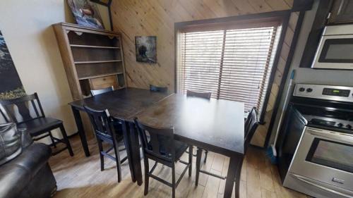 Red River House | LaBelle Cabin - Pet Friendly - Satellite - Close to everything