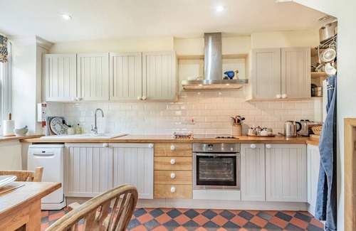 Cresswell Quay Cottage | LABURNHAM COTTAGE, pet friendly, with open fire in Cresswell Quay