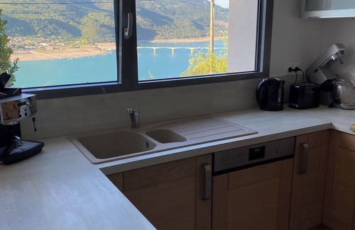 Savines-le-Lac Apartment | LAC DE Serre Ponçon, Savines LE LAC 05, Maison 3 Chambres, vue Imprenable LAC