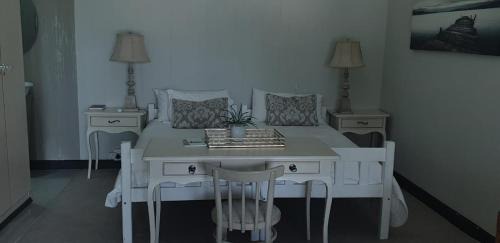 Paarl House | Ladera - Vista Self-catering Guesthouse