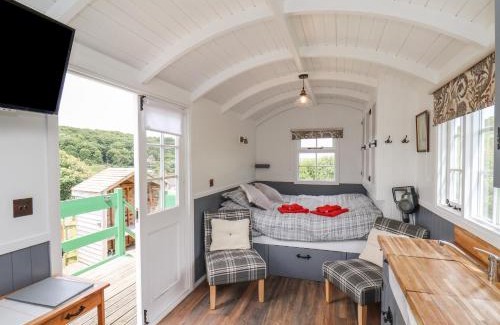 Skinningrove House | Lady Bird Retreat