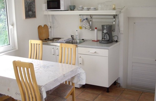 Borgarnes Cottage | Lækjarkot Rooms and Cottages with Kitchen