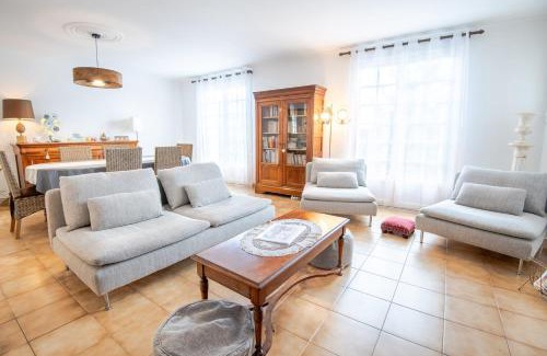 Amboise House | Laelydi