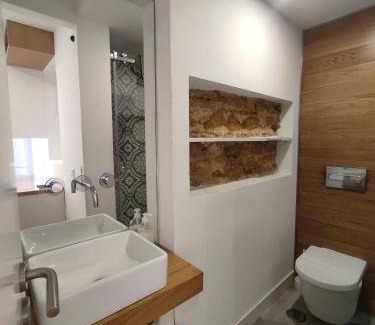 Beato Apartment | Lafoes West Riverside