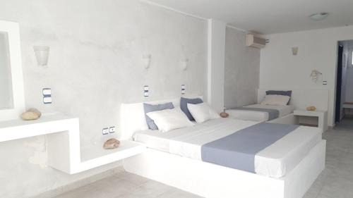 Adamas Hotel | Lagada Beach Hotel