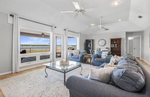 Gulf Shores House | Lagoon Time Beach Home- Elevator and beach access