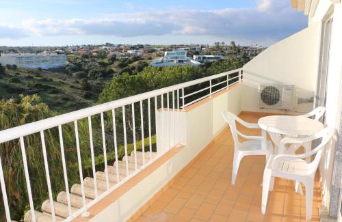 Porto de Mos Apartment | Lagos 61