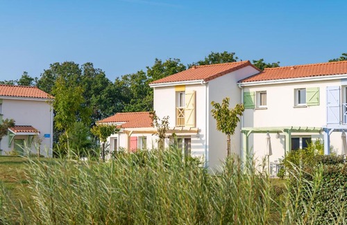 Bourgenay Resort | Lagrange Vacances Le Village de la Mer