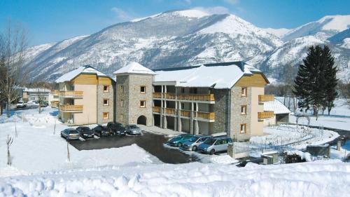 Bagneres-de-Luchon Resort | Lagrange Vacances Les Pics d'Aran