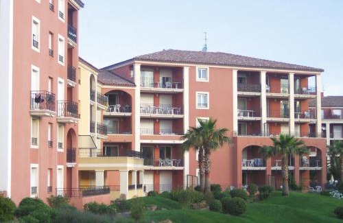 Sainte-Maxime City Centre Apartment | Lagrange Vacances Port-Marine