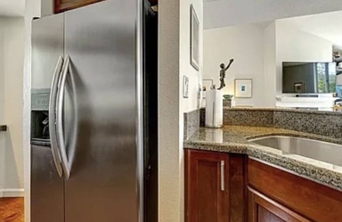 Laguna Beach House | Laguna Beach canyon living done right.