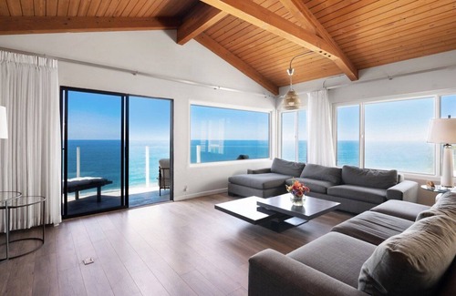 Three Arch Bay Villa | Laguna Beach Ocean front Oasis