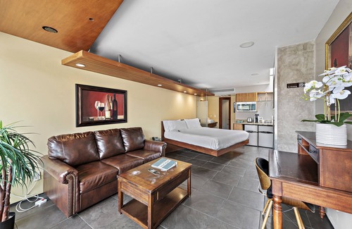 Laguna Beach Hotel | Laguna Beach Welcomes you: Explore, Swim and Relax! 3