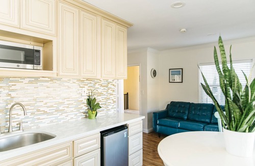 Laguna Beach Hotel | Laguna Cove Hotel