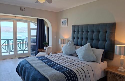 Knysna Central Apartment | Laguna Grove 14