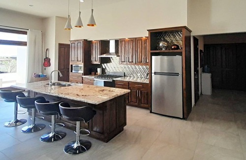 Laguna Shores House | Laguna Shores Casa Marimar Access to Resort