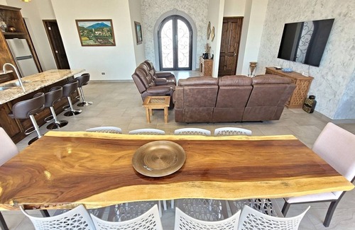 Laguna Shores House | Laguna Shores Casa Marimar Access to Resort
