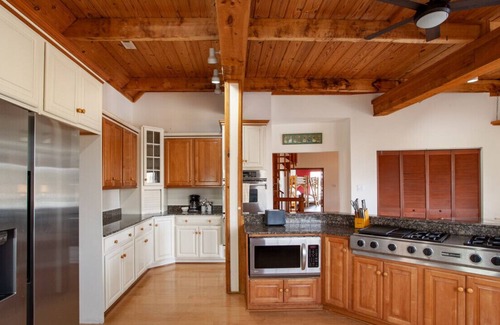 Lenoir City House | Laid-Back Lodge - Spacious Retreat in Lenoir City!