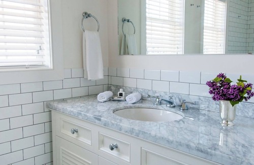 Cape May Hotel | Laid-Back Luxury – Heated Pool, Beach Access & Steps to the Shore
