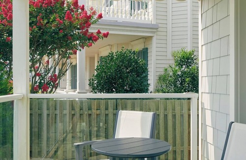 Cape May House | Laid-Back Luxury – Heated Pool, Beach Access & Steps to the Shore