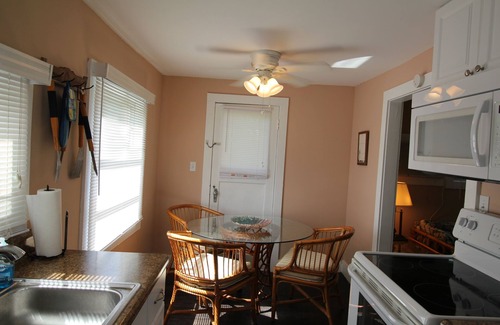 St. Lucie Village Cottage | Laid Back Old Florida come step back in time on the Indian River Lagoon