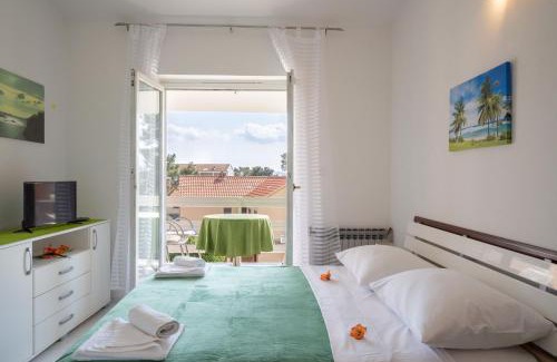 Orebic Apartment | LaidBack Apartments