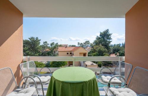 Orebic Apartment | LaidBack Apartments