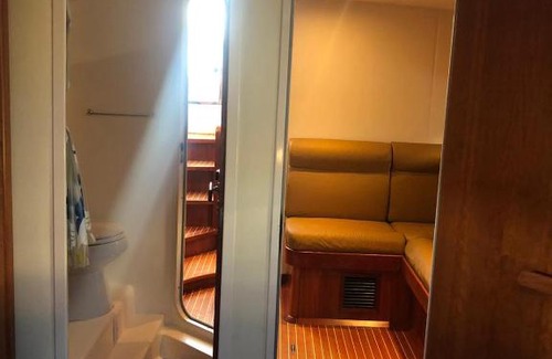 Mergellina Boat Rental | Lainapolicharteryacht