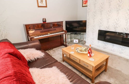 Seaham House | LAIRA, family friendly, with a garden in Seaham
