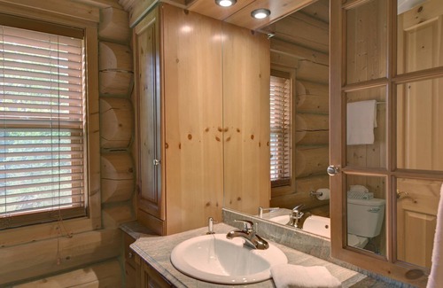 Fiddler Lake Resort Ski Chalet | Lake access and indoor hot tub and terrace