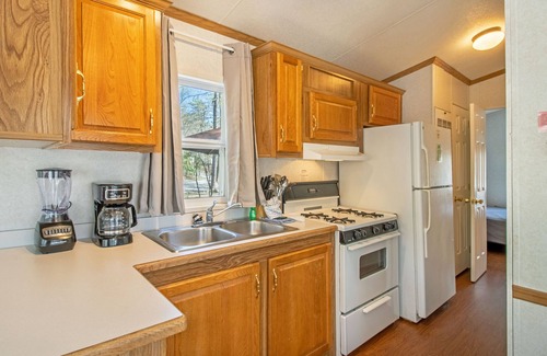 Spotsylvania House | Lake Access, Resort Amenities, Firepit!