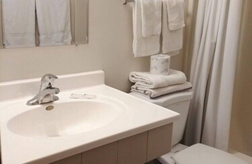 Lake Delton Hotel | Lake Aire Motel