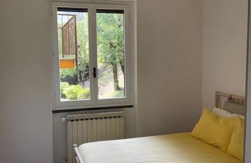 Civenna Apartment | Lake And Mountain
