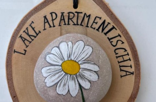 Ischia Apartment | Lake Apartment Ischia White