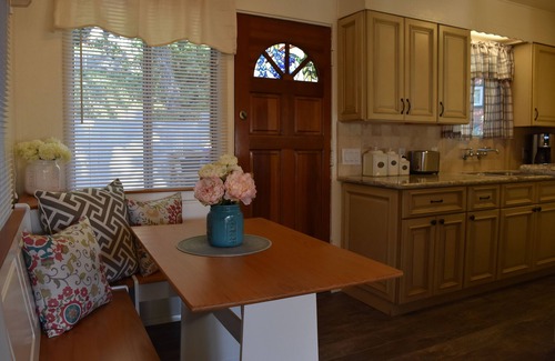 Cedar Glen Cottage | Lake Arrowhead Holiday Hideaway, The Sunset Cabin in the Palisades!