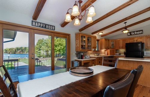 Rome House | Lake Arrowhead lakefront, 4 bedroom, game room, pontoon available to rent!