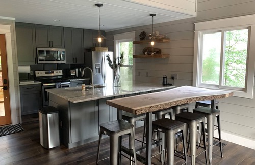 Waleska House | Lake Arrowhead Luxury Lakefront Cottage - Massive Dock- Best View on the Lake