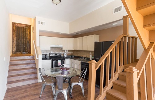 Meadow Bay House | Lake Arrowhead Villas