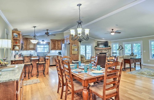 Hayesville House | Lake Chatuge Retreat w/Dock & Mtn Views!