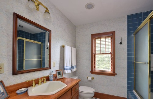 Oconomowoc House | Lake Country Retreat- 35 Minutes from Democratic Convention in Milwaukee