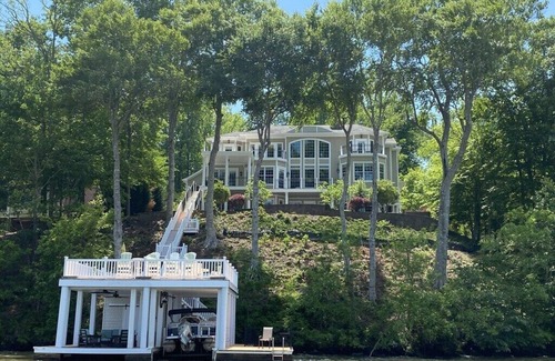 Macon House | Lake Daze - Incredible 8 Bedroom Lake Gaston 5-star property